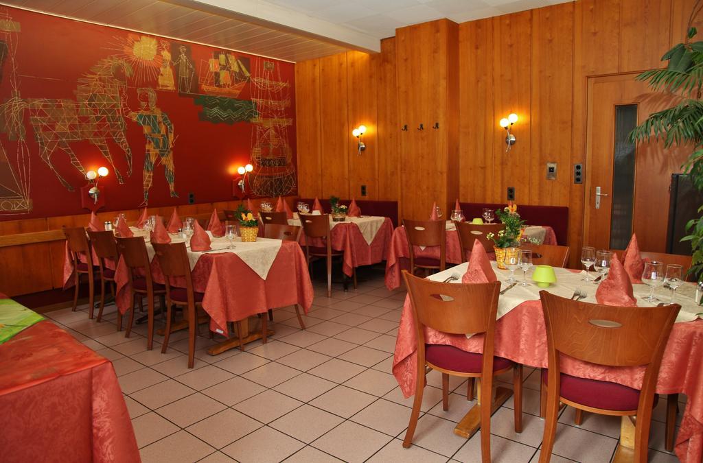 Hotel De Ville Du Sentier 르센티어 외부 사진